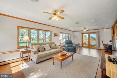 9821 Watkins Rd, Gaithersburg, MD 20882 - photo 3