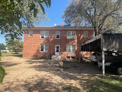 314 S Jefferson St, Clarendon, TX 79226 - photo 4