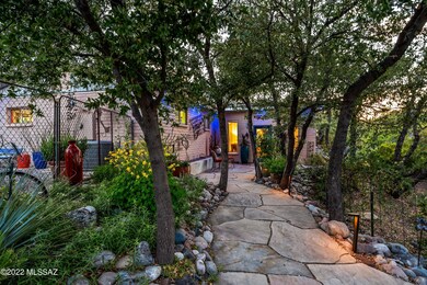 Stunning flagstone courtyard