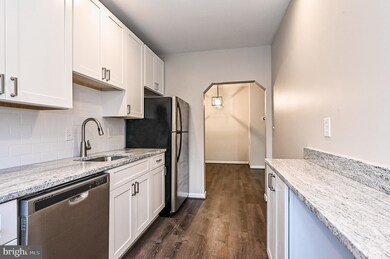 205 Skyhill Rd unit 7, Alexandria, VA 22314 - photo 6