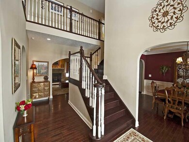 Entry/Foyer.