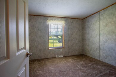 195 Huckle Hill Rd, Bernardston, VT 01337 - photo 6