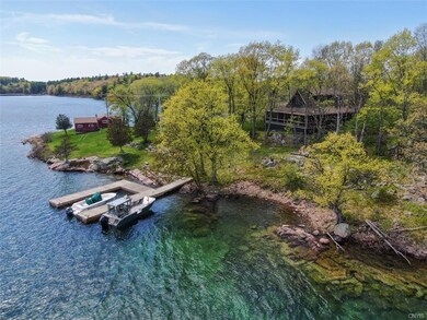 180' of natural shoreline