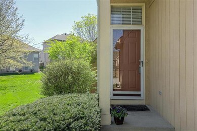 7335 Silverheel St, Shawnee, KS 66227 - photo 2