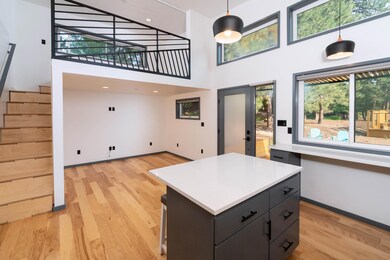 61304 SE Wizard Ln unit 10, Bend, OR 97702 - photo 2