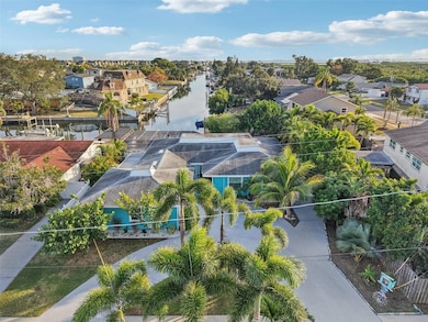 4643 Bay Crest Dr, Tampa, FL 33615 - photo 4