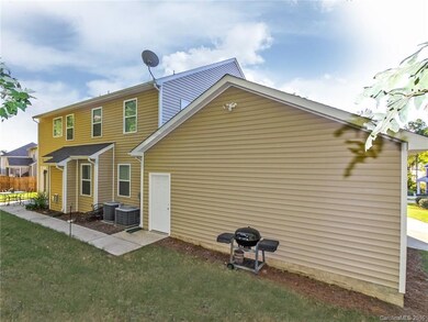 812 Virginia Pine Ln, Clover, SC 29710 - photo 5