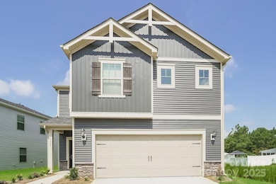 11945 Red Leaf Dr, Charlotte, NC 28215 - photo 2