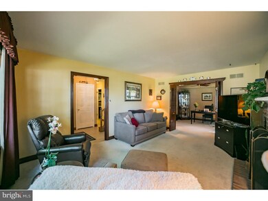 1995 Bishopwood Blvd W, Harleysville, PA 19438 - photo 6