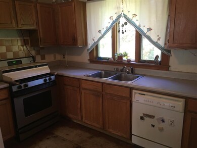 5787 Broad Brook Rd, Pomfret, VT 05068 - photo 7