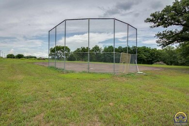 10033 Willard Rd, Topeka, KS 66615 - photo 3