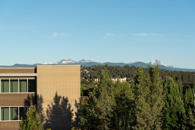 205 SW Log Ct, Bend, OR 97702 - photo 4