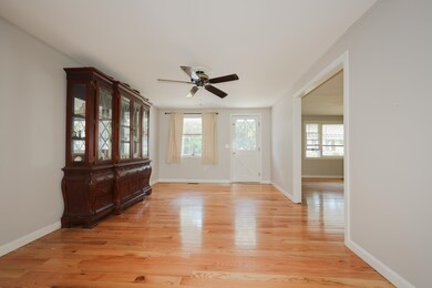 143 Concord St, Nashua, NH 03064 - photo 5