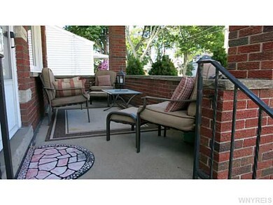 Porch - Open