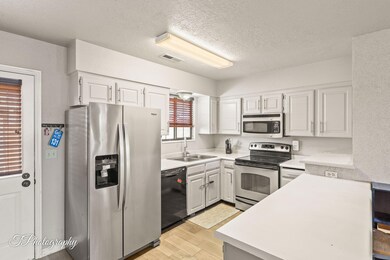 8-web-or-mls-1774 W 1020 N 131-7