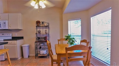 3409 Holt Cir, Pensacola, FL 32526 - photo 7