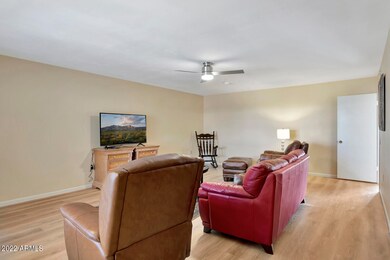 10226 W Palmeras Dr unit 41, Sun City, AZ 85373 - photo 4