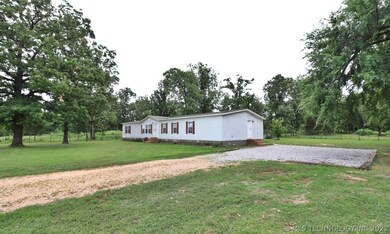 19821 E 570 Rd, Colcord, OK 74338 - photo 3