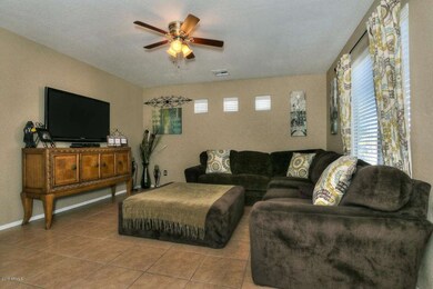 3709 W Dunbar Dr Phoenix AZ-large-002-4-