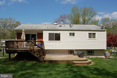 14215 Chadwick Ln, Rockville, MD 20853 - photo 4