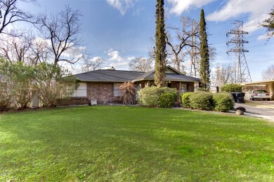 3011 Carlford Cir, Houston, TX 77018 - photo 2