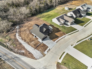 10897 Country Aire Meadows Ct, Holts Summit, MO 65043 - photo 2