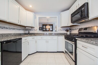 4 Spruce Pond Rd unit 4, Franklin, MA 02038 - photo 2