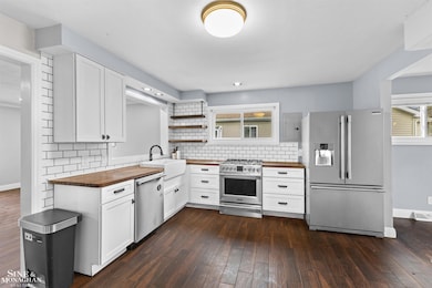 50697 Elsey St, New Baltimore, MI 48047 - photo 3