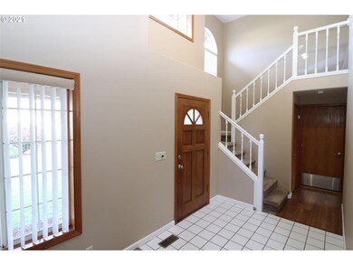 1464 Luella St, Eugene, OR 97401 - photo 3