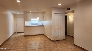 3119 N 38th St unit 10, Phoenix, AZ 85018 - photo 2