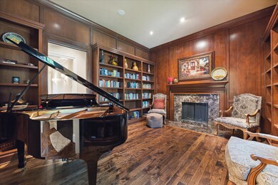 71 Patti Lynn Ln, Houston, TX 77024 - photo 7