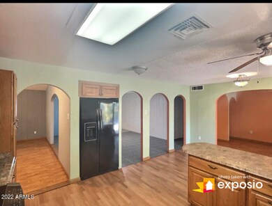 2217 N 51st Dr, Phoenix, AZ 85035 - photo 7