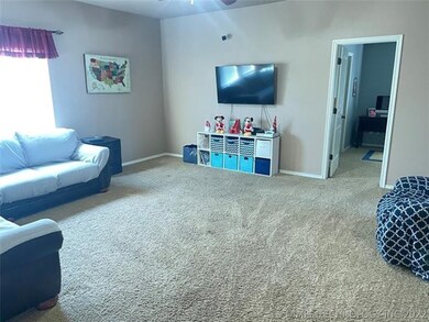 7905 S Fir Place, Broken Arrow, OK 74011 - photo 5