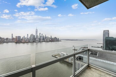 Crystal Point unit 3905, Jersey City, NJ 07302 - photo 4