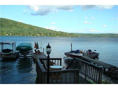 Waterfront/Dock/Pier
