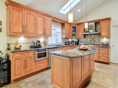 009_Kitchen