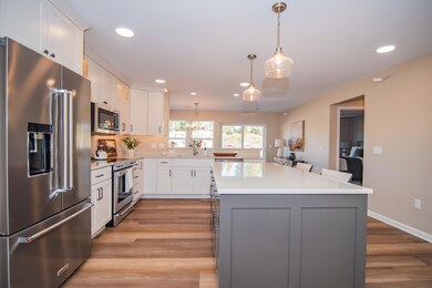 1071 Anchor Ave, West Bend, WI 53095 - photo 7