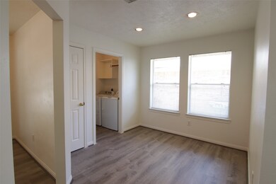 1416 Caslyn Dr, Rosenberg, TX 77471 - photo 6