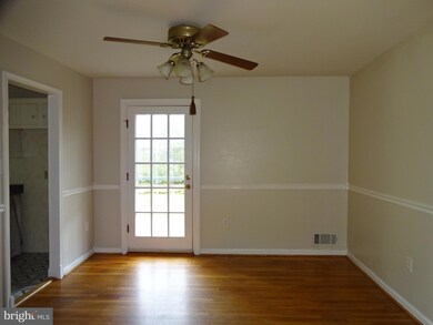 1601 Cool Spring Dr, Alexandria, VA 22308 - photo 5