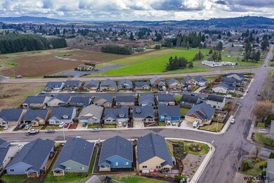 519 NE Fern Ave, Dallas, OR 97338 - photo 5