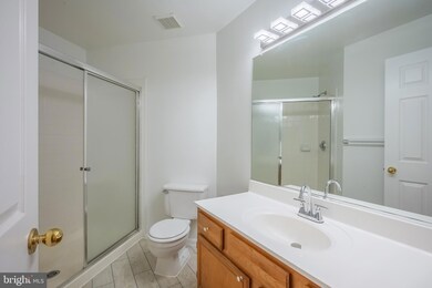 20419 Riverbend Square unit 302, Sterling, VA 20165 - photo 7