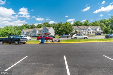 22388 Stablehouse Dr, Sterling, VA 20164 - photo 4