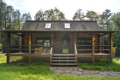 113 Old Schoolhouse Rd, Milford, PA 18337 - photo 2