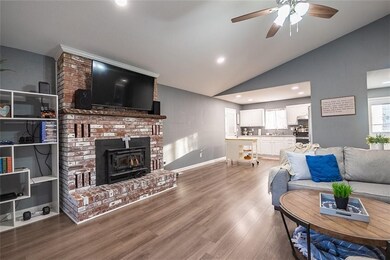 21 Grisham Cir, Bella Vista, AR 72715 - photo 4