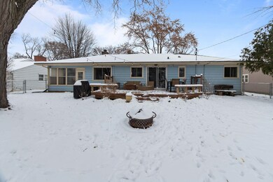 661 Stevens St, Neenah, WI 54956 - photo 4