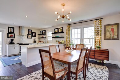 12802 Scranton Ct, Herndon, VA 20170 - photo 5