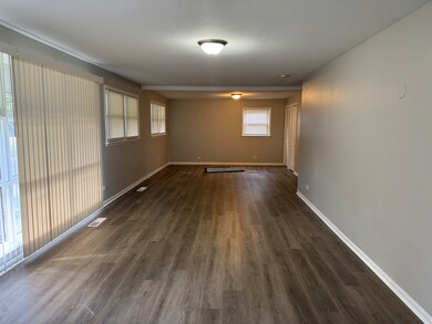 4430 Flossmoor Rd, Country Club Hills, IL 60478 - photo 2