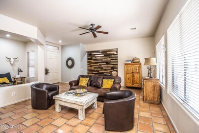 S Living Room
