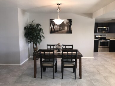 9224 dining area
