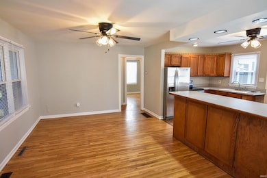 912 N Spring St, Evansville, IN 47711 - photo 5